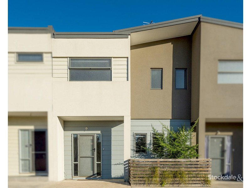 24/20 Hyde Park Avenue, Craigieburn VIC 3064