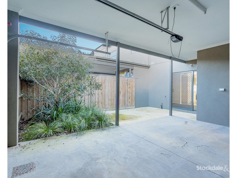 24/20 Hyde Park Avenue, Craigieburn VIC 3064