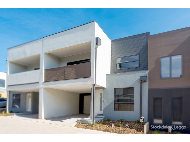 29/14 Outlook Way, Sunbury VIC 3429