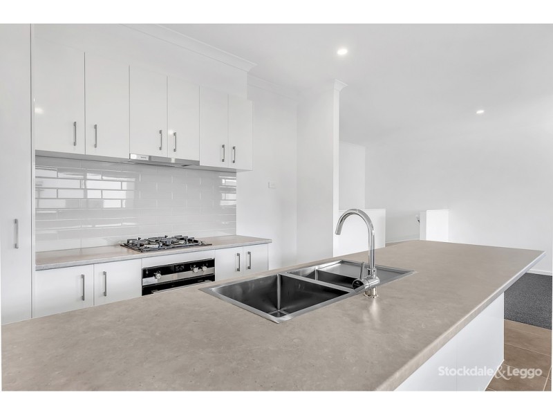 29/14 Outlook Way, Sunbury VIC 3429