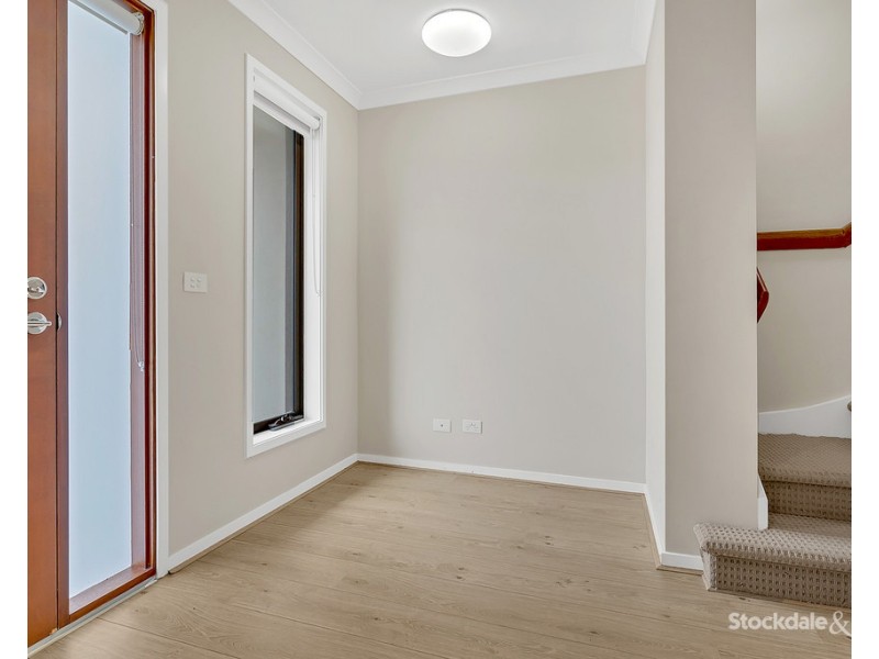 13 Peppertree Parade, Craigieburn VIC 3064