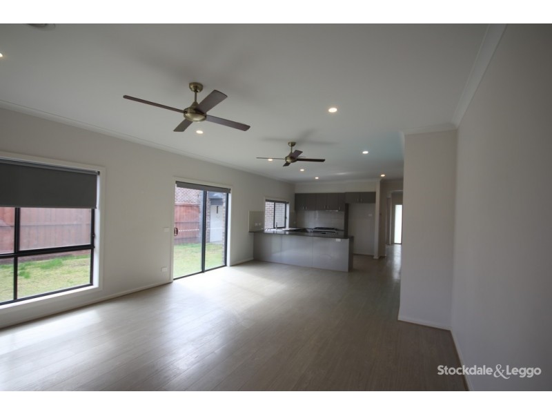 17 Brewster Drive, Kalkallo VIC 3064