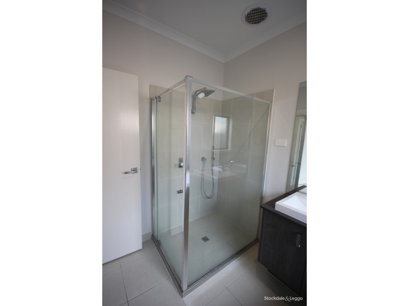 17 Brewster Drive, Kalkallo VIC 3064