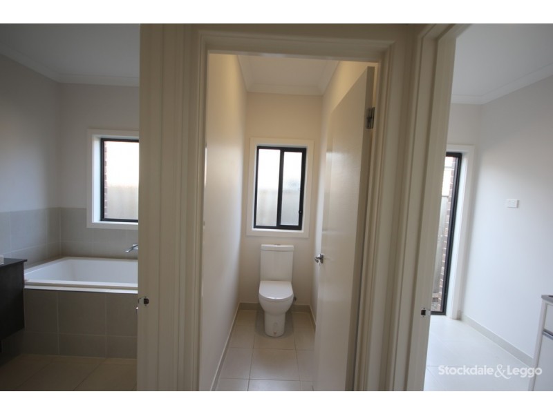 17 Brewster Drive, Kalkallo VIC 3064