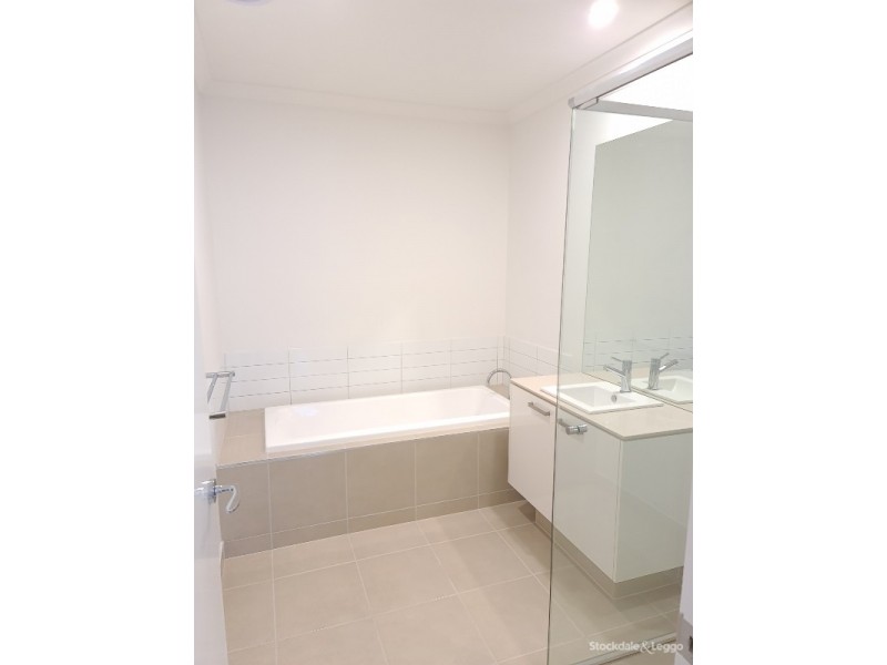 50 Merlin Street, Craigieburn VIC 3064