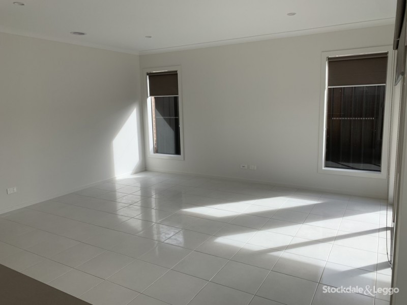 16 Brucato Road, Kalkallo VIC 3064