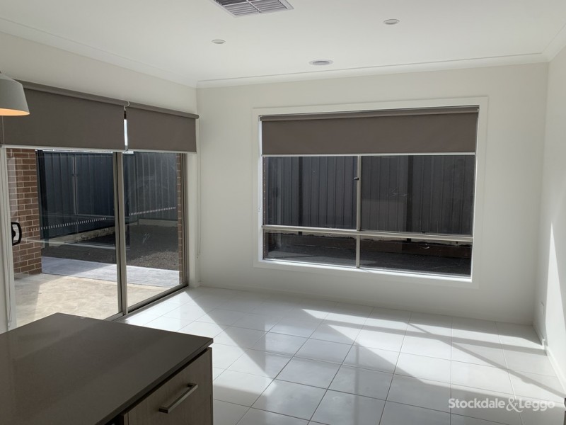 16 Brucato Road, Kalkallo VIC 3064