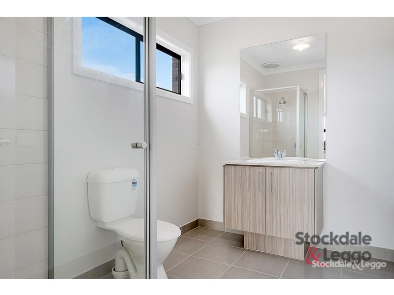 51 Falstone Circuit, Mickleham VIC 3064