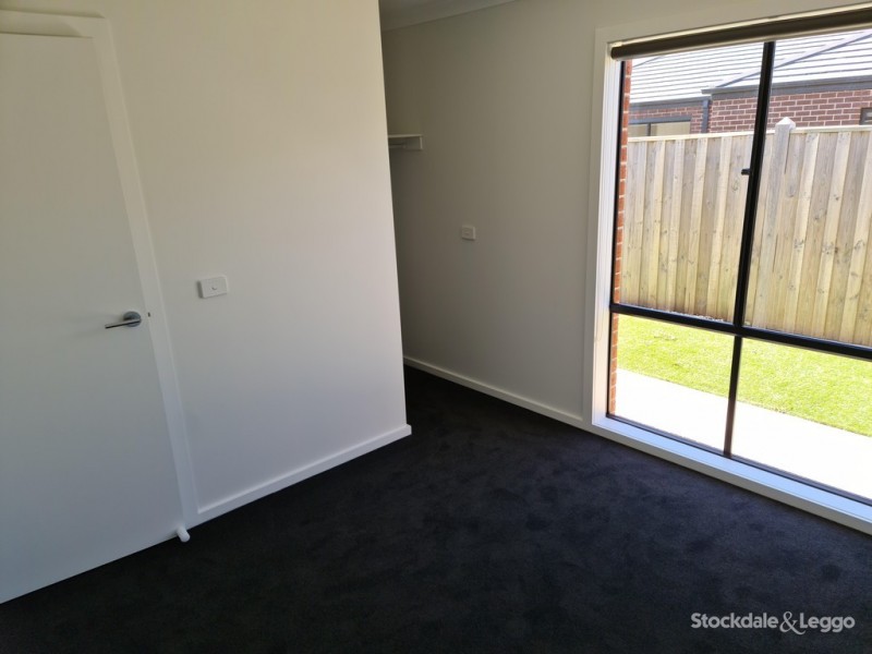 31 Latchford Drive, Mickleham VIC 3064