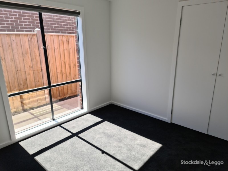 31 Latchford Drive, Mickleham VIC 3064