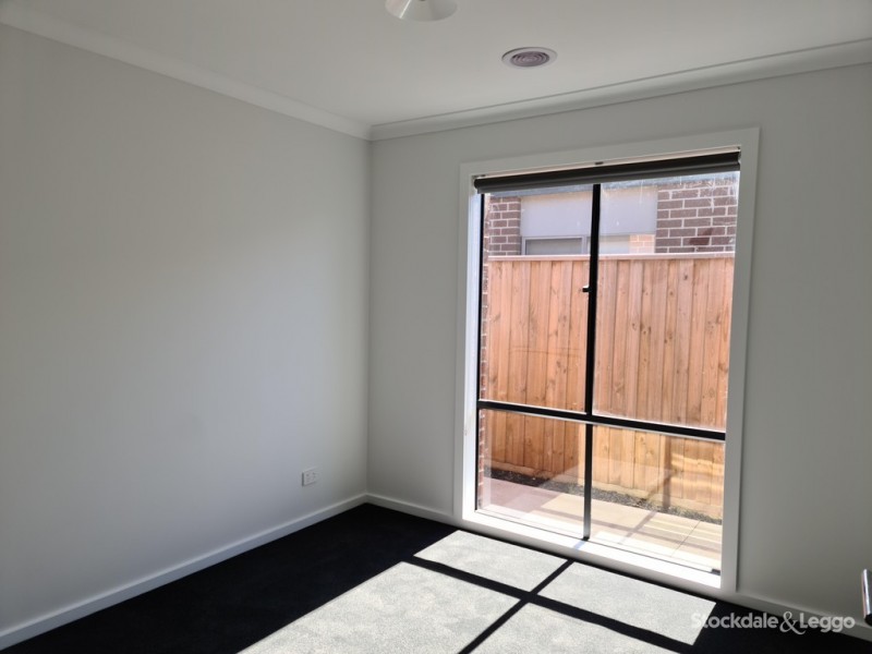 31 Latchford Drive, Mickleham VIC 3064