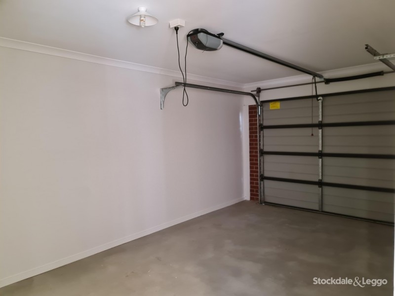 31 Latchford Drive, Mickleham VIC 3064