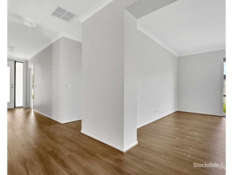 48 Nesting Vista, Craigieburn VIC 3064