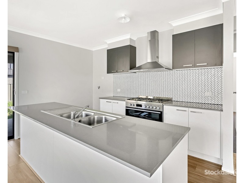 48 Nesting Vista, Craigieburn VIC 3064