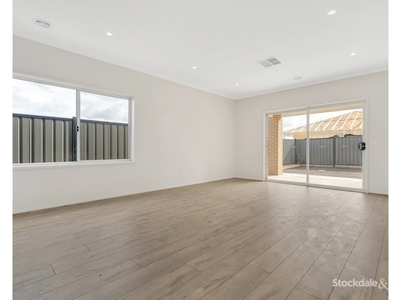 40 Whistler Circuit, Kalkallo VIC 3064