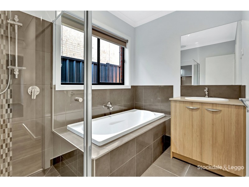 7 Millennium Road, Craigieburn VIC 3064