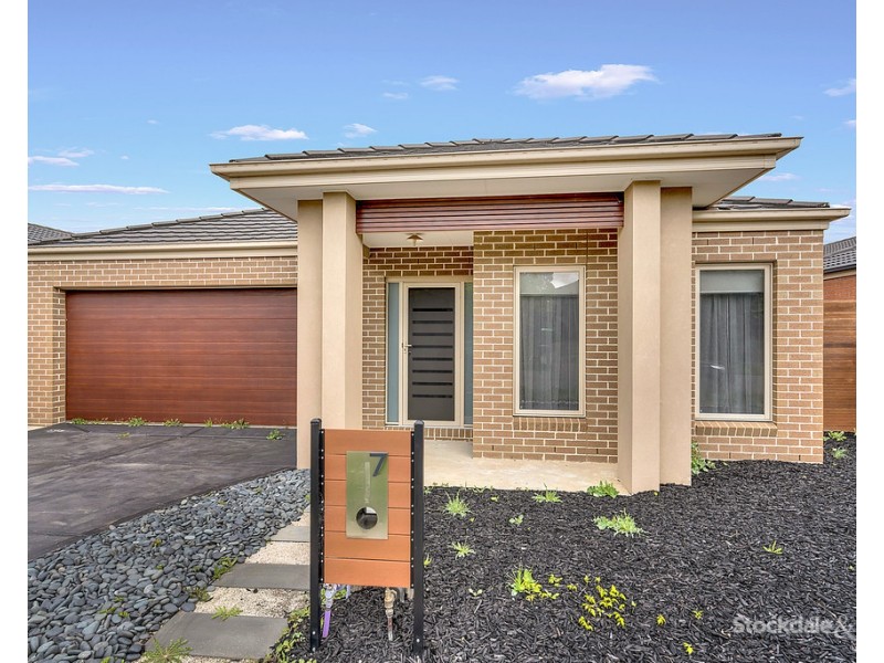 7 Cradle Mountain Drive, Craigieburn VIC 3064