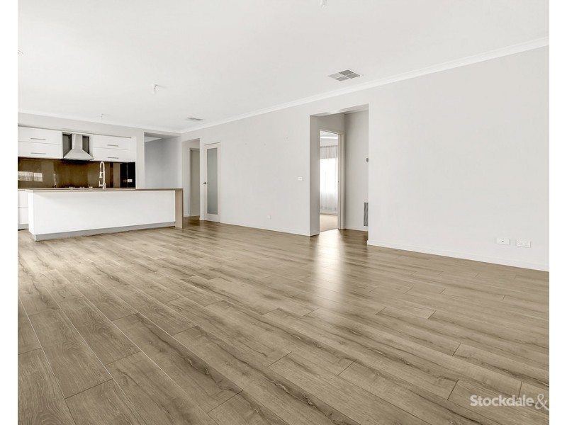 7 Cradle Mountain Drive, Craigieburn VIC 3064