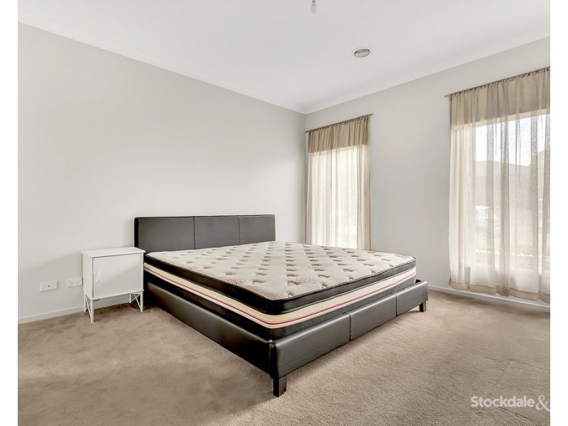 7 Cradle Mountain Drive, Craigieburn VIC 3064