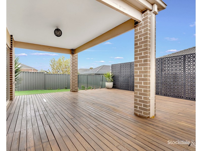 7 Cradle Mountain Drive, Craigieburn VIC 3064