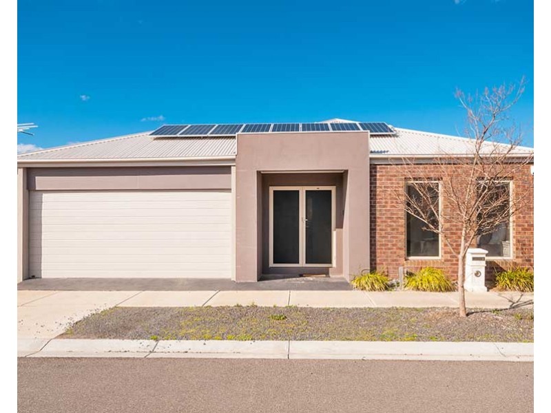 10 Bevan Lane, Craigieburn VIC 3064