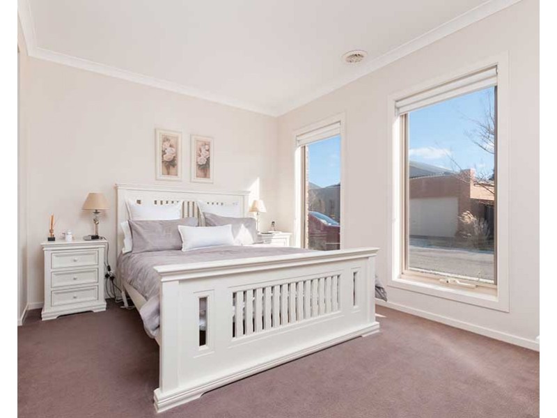 10 Bevan Lane, Craigieburn VIC 3064