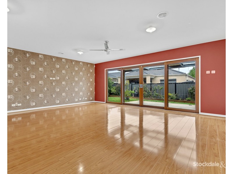 56 Thoresby Circuit, Craigieburn VIC 3064