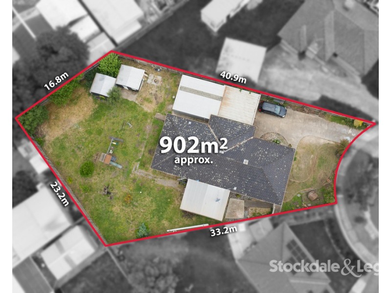 14 Woodlands Court, Craigieburn VIC 3064