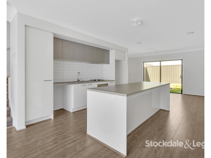 7 Winds Walk, Greenvale VIC 3059