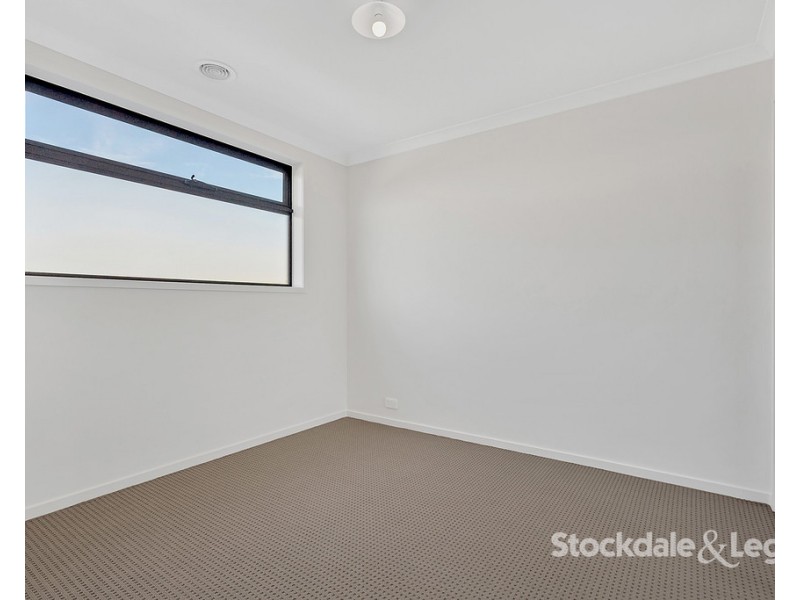 7 Winds Walk, Greenvale VIC 3059