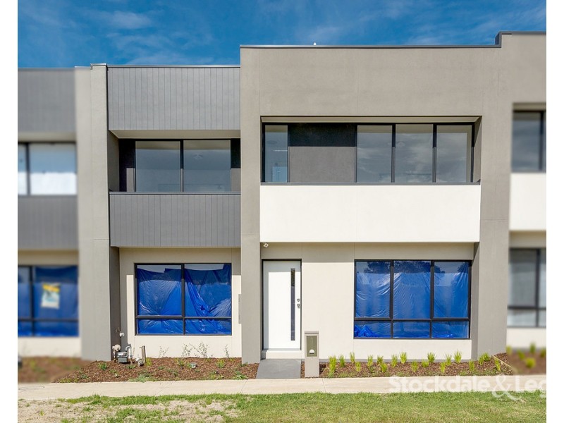 7 Winds Walk, Greenvale VIC 3059