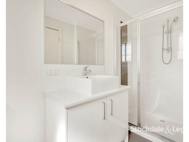 42 Highbury Circuit, Craigieburn VIC 3064