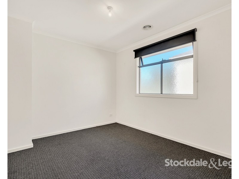 42 Highbury Circuit, Craigieburn VIC 3064