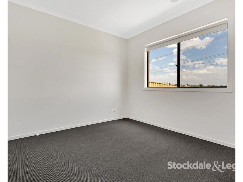 35 Lokeport Parkway, Mickleham VIC 3064
