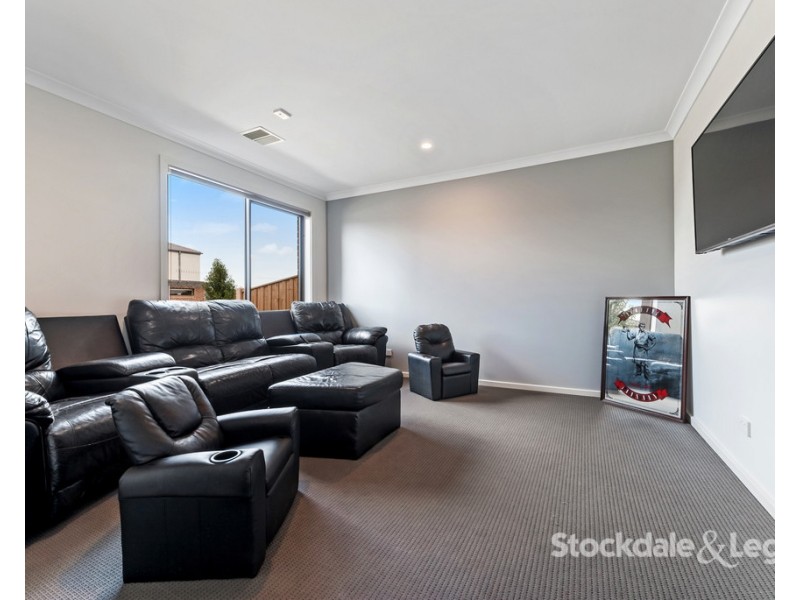 32 Reveille Way, Mickleham VIC 3064