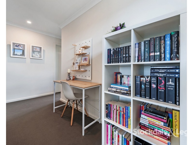 32 Reveille Way, Mickleham VIC 3064