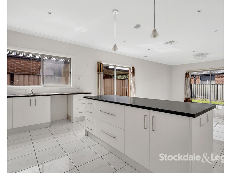 477 Grand Boulevard, Craigieburn VIC 3064