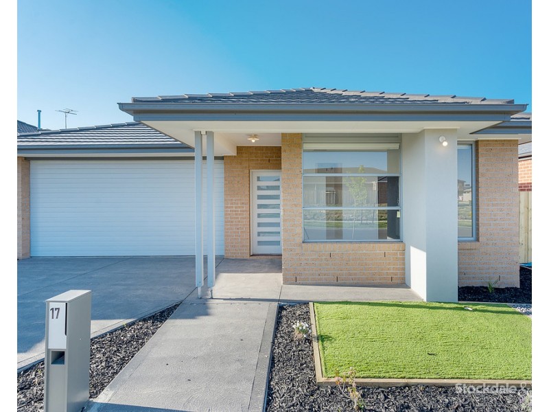 17 Vere Way, Mickleham VIC 3064