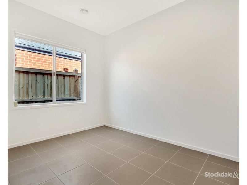 17 Vere Way, Mickleham VIC 3064