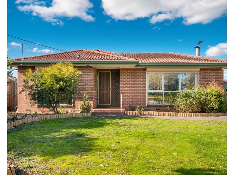 4 Grinstead Court, Craigieburn VIC 3064