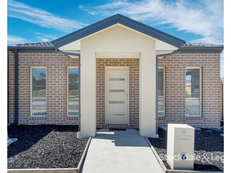 63 Hollywood Drive, Roxburgh Park VIC 3064
