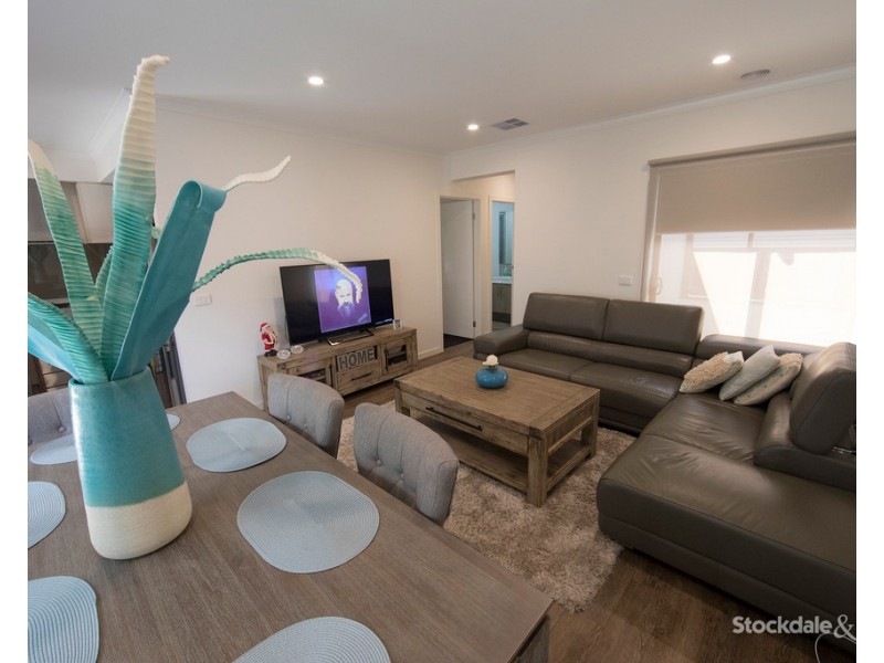 4 Latchford Drive, Mickleham VIC 3064