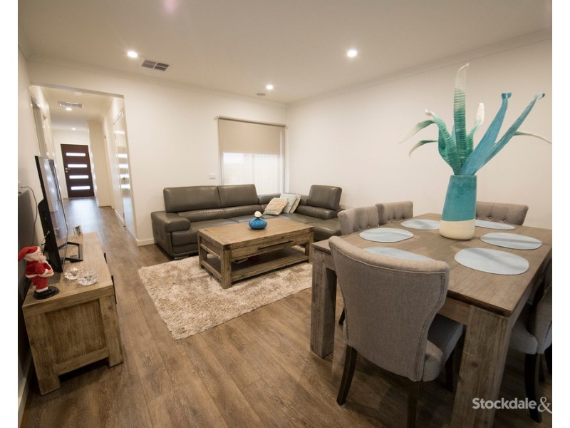 4 Latchford Drive, Mickleham VIC 3064