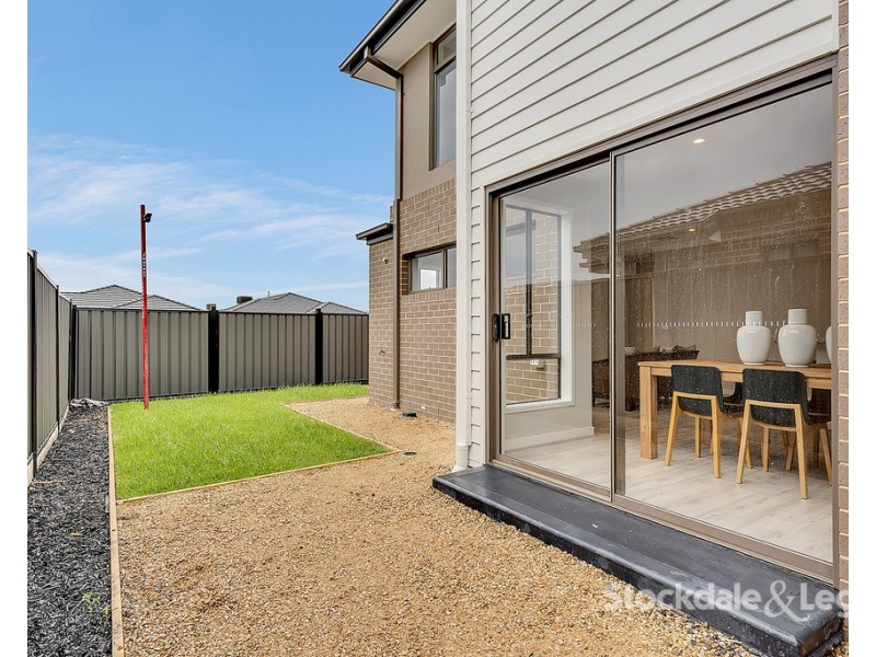 17 Scolopia Street, Craigieburn VIC 3064