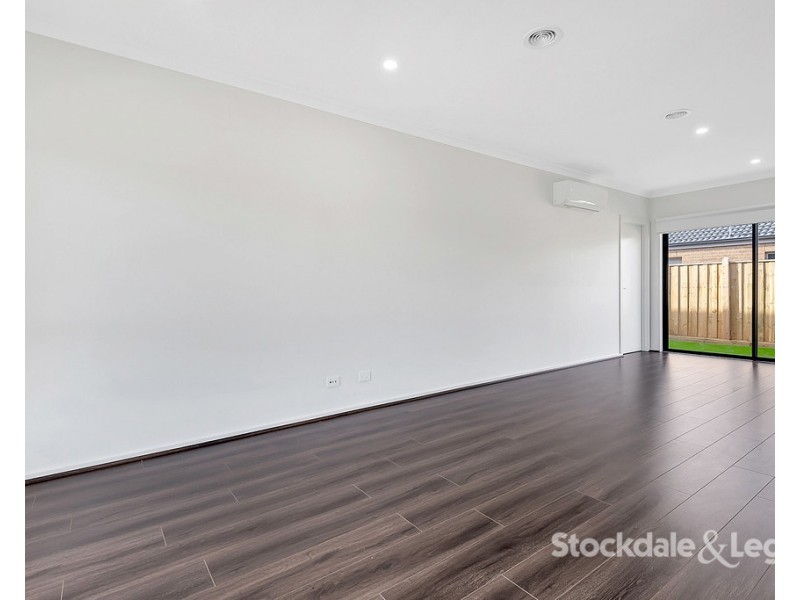 43 Corymbia Way, Mickleham VIC 3064