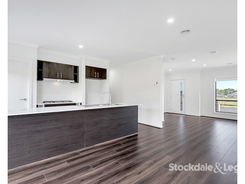 43 Corymbia Way, Mickleham VIC 3064