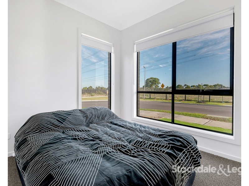 43 Corymbia Way, Mickleham VIC 3064