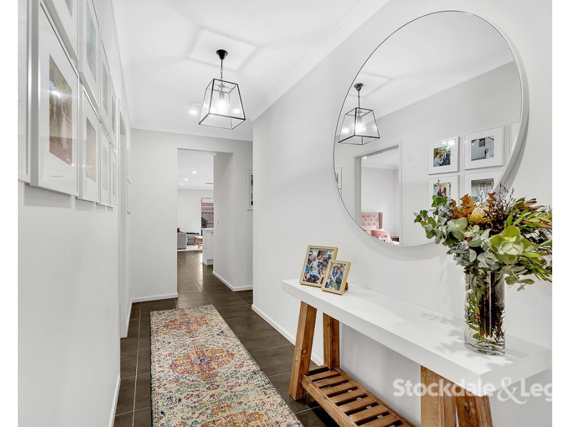 8 Lusco Street, Kalkallo VIC 3064