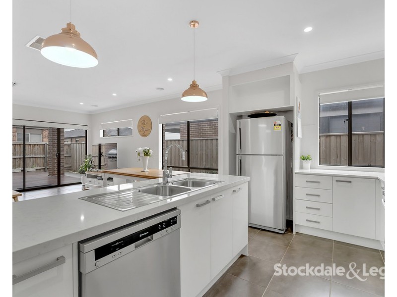 8 Lusco Street, Kalkallo VIC 3064