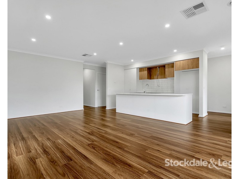 191 Forest Red Gum Drive, Mickleham VIC 3064